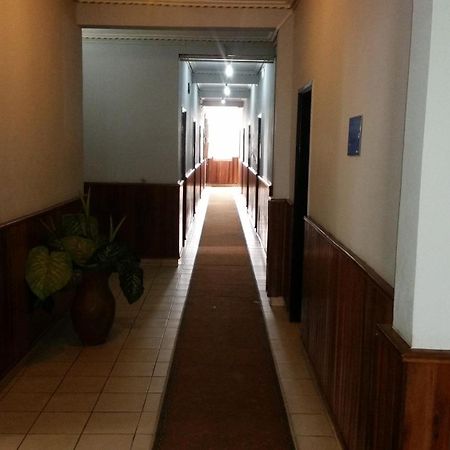 Saffana Hotel 杜阿拉 外观 照片