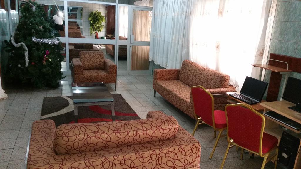 Saffana Hotel 杜阿拉 外观 照片