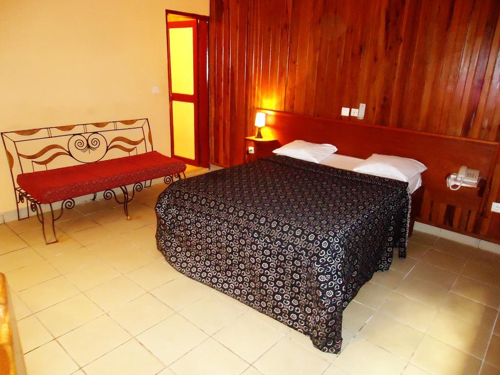 Saffana Hotel 杜阿拉 客房 照片