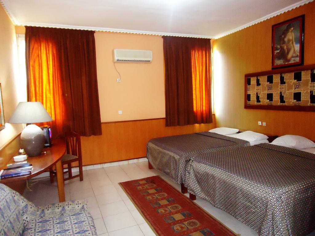 Saffana Hotel 杜阿拉 客房 照片