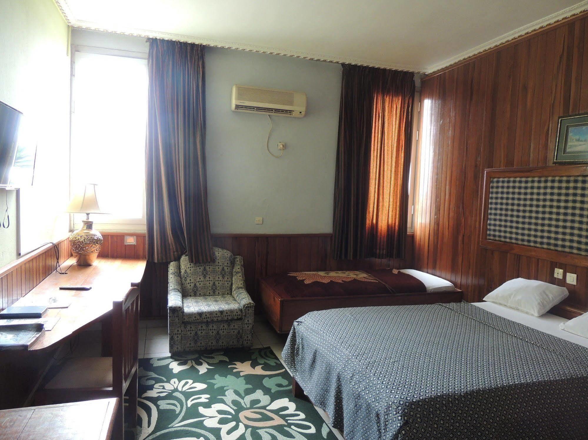 Saffana Hotel 杜阿拉 外观 照片